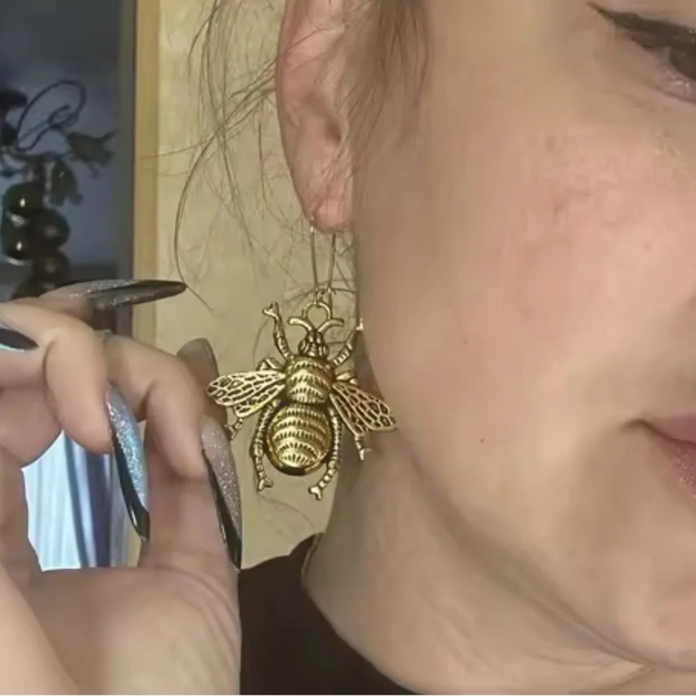Gold Bee Dangle Earrings Unique Jewelry - Picture 5 of 11
